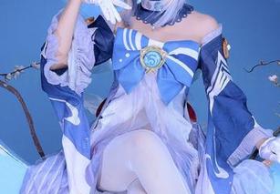 Joyce Lin2x带你进入申鹤的世界，男神级的cos精选！
